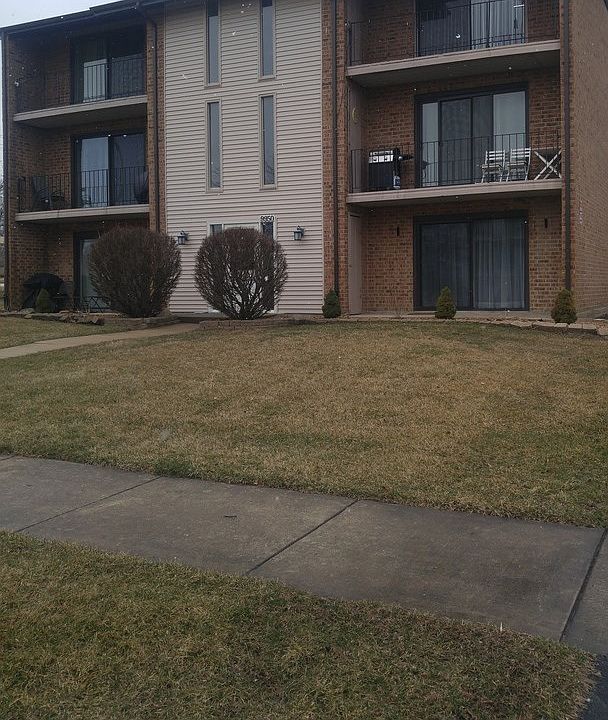 1st image of 9950 Shady Ln APT 3B