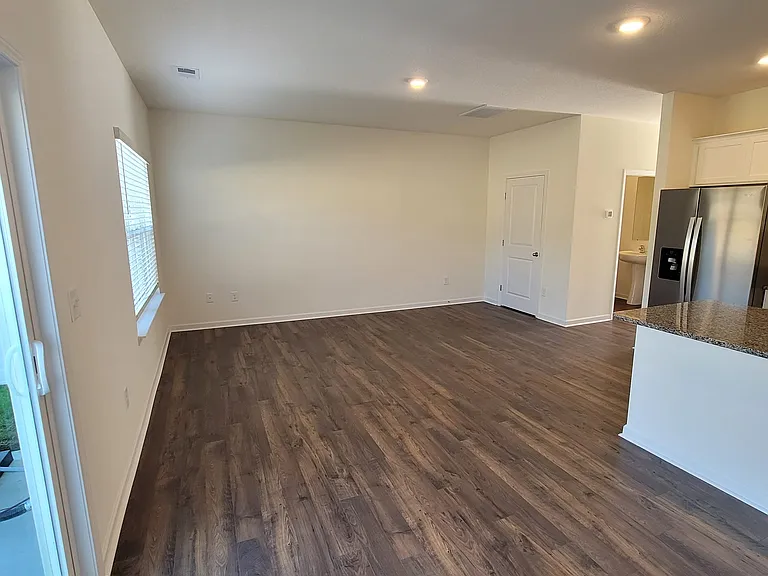 316 Emma Victoria Way — Photo 8