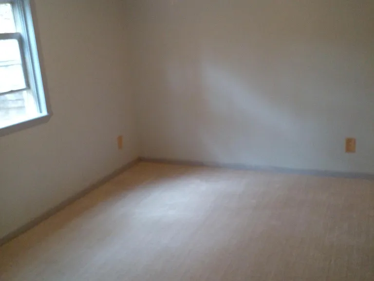 Johanna Dr — Photo 14
