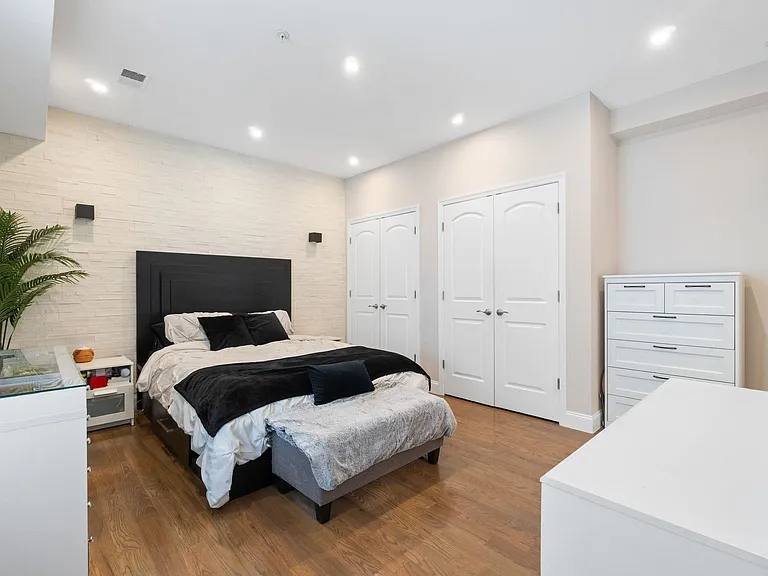 16 Troy St #201 — Photo 12