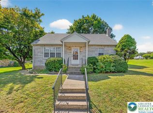 3920 Dillingersville Rd, Zionsville, PA 18092