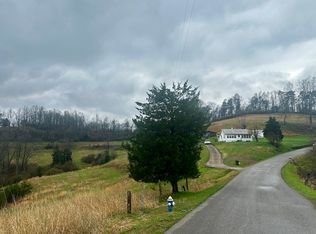 5078 Manilla Ridge Rd, Leon, WV 25123