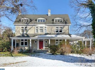 216 N Providence Rd, Wallingford, PA 19086