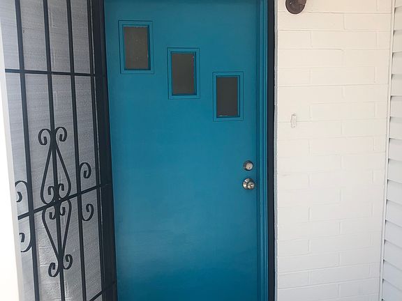 2nd image of 2026 W Lupine Ave