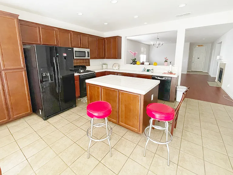9819 Joebar Cir — Photo 4