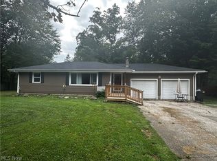 9581 Colton Rd, Windham, OH 44288