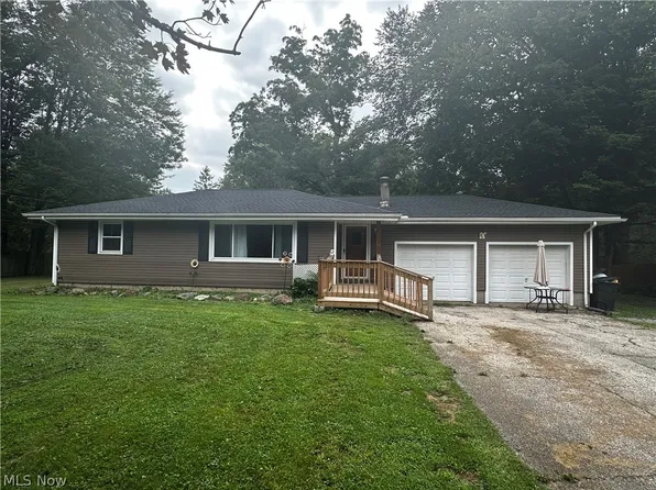 9581 Colton Rd, Windham, OH 44288