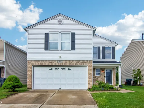 2002 Evergold Cir, Greenwood, IN 46143