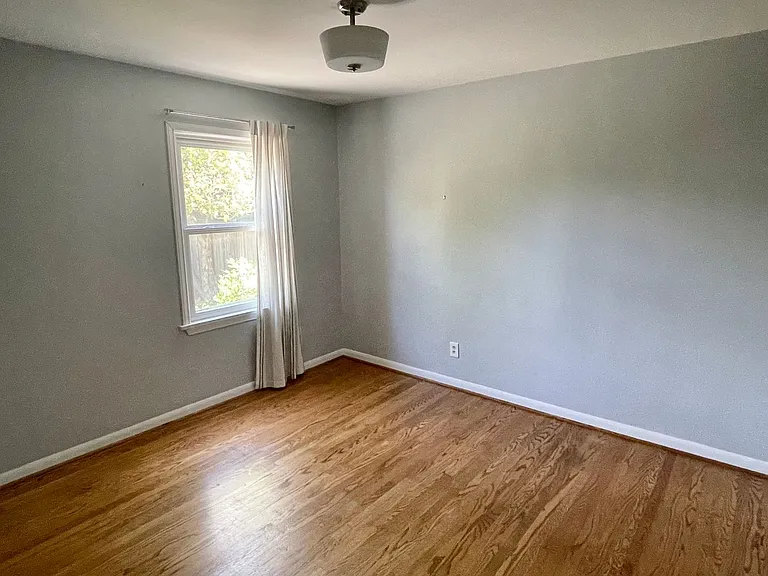 8312 18th Ave NW — Photo 9