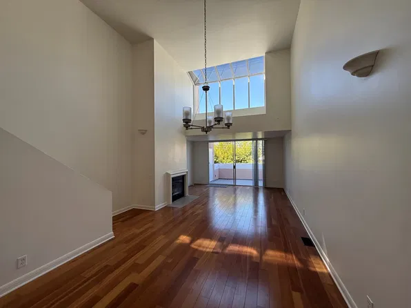 10647 Wilkins Ave APT 304, Los Angeles, CA 90024
