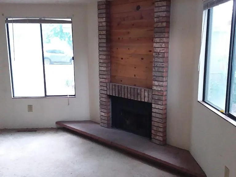 3224 Birmingham Dr — Photo 3