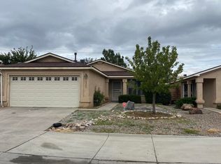 10209 Red Robin Rd SW, Albuquerque, NM 87121