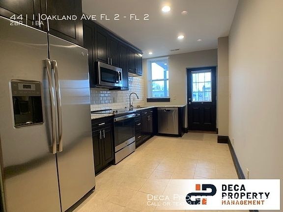 4th image of 4411 Oakland Ave Floor 2