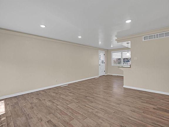 3rd image of 2404 Albert Lee Ave