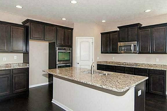 Bradbury Gourmet Kitchen