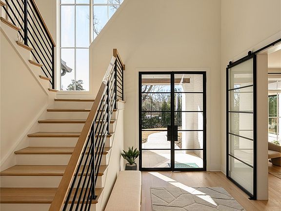 5th image of 17018 Grande Vineyards Dr #18