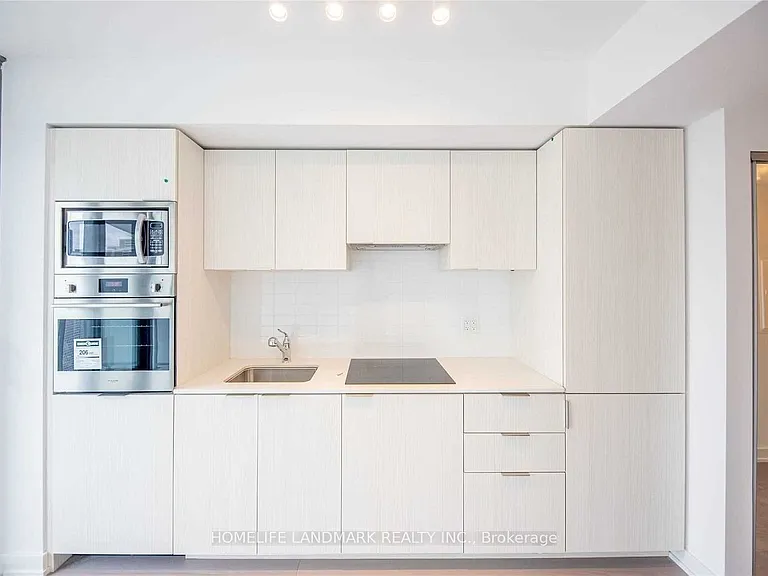 11 Wellesley St W #912 — Photo 5