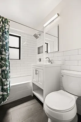 Rented by Compass | media 13