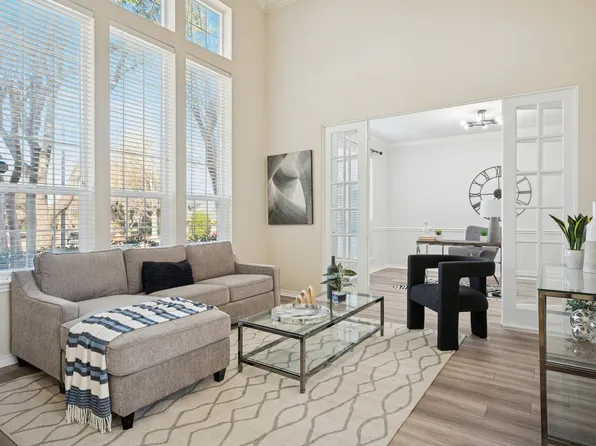 3900 Montrose Dr, Plano, TX 75025