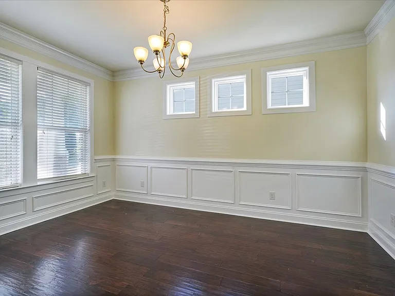 1309 Enfield Ln — Photo 20