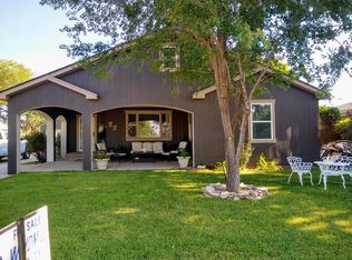 505 E 3rd St, Dumas, TX 79029
