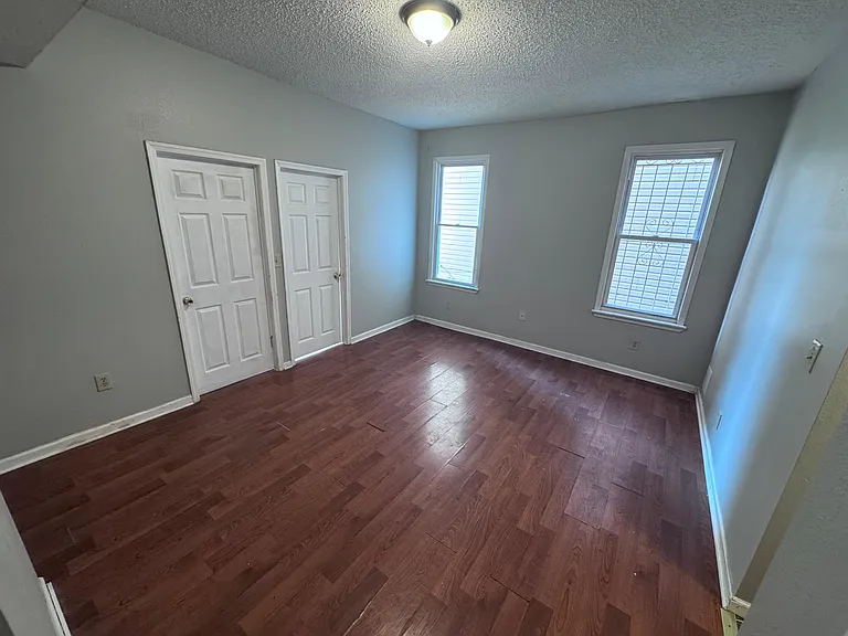 457 Hawthorne Ave #G2 — Photo 3