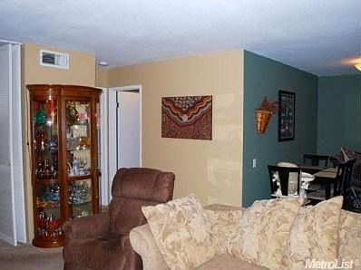 4th image of 2229 Woodside Ln Unit 3