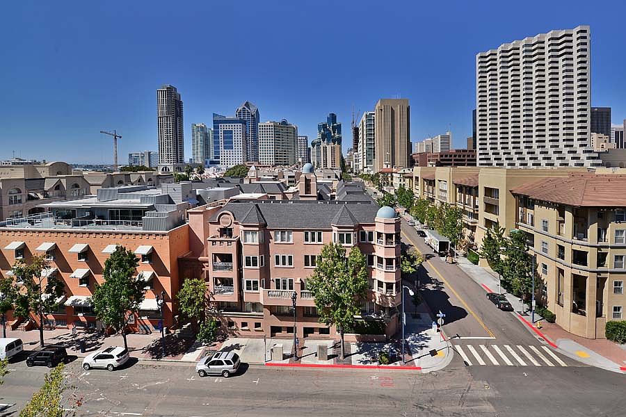 1st image of 500 W Harbor Dr Unit 1209