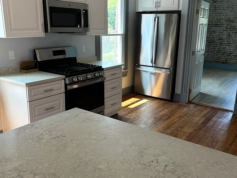 2139 California Ave #2-F — Photo 4