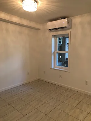 Rented by Richard Macias, LREB | media 24