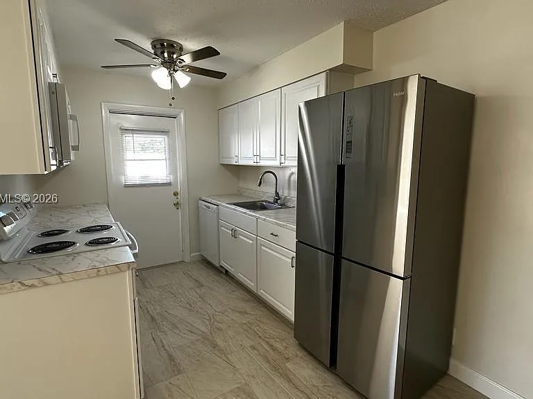 7480 SW 10th St #202A — Photo 1
