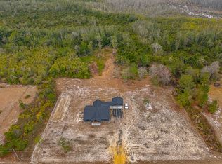 569 Liberty Ct, Hortense, GA 31543