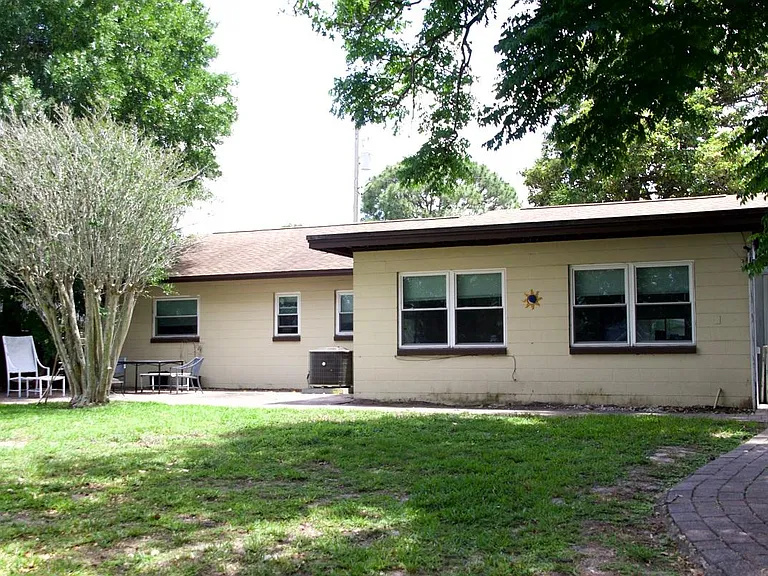 2809 Gulfstream Rd — Photo 9