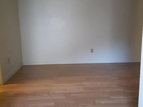 2nd image of 422 S Sunnyvale Ave
