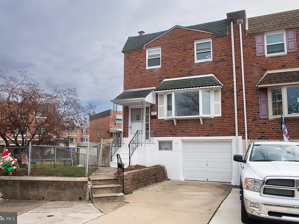 10921 Kirby Dr, Philadelphia, PA 19154