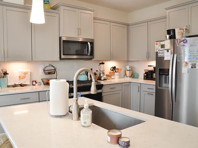 1634 Glacier Dr — Photo 11