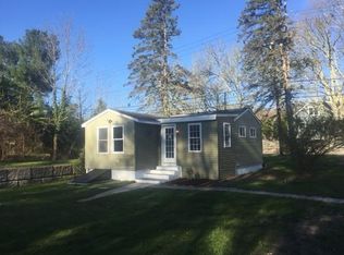 373 Chase Rd, Dartmouth, MA 02747