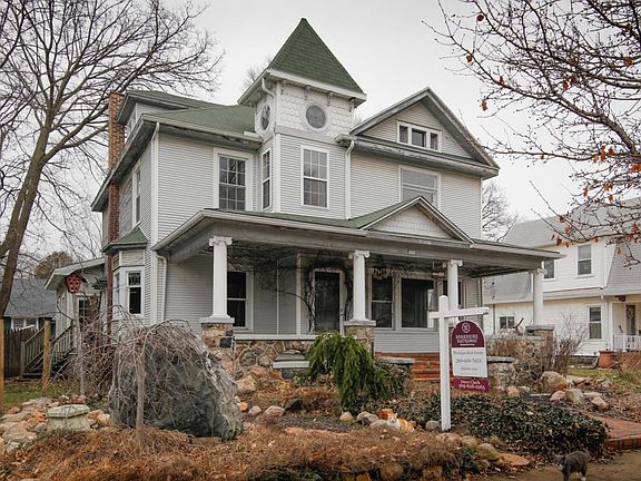 502 E Chicago Rd-102