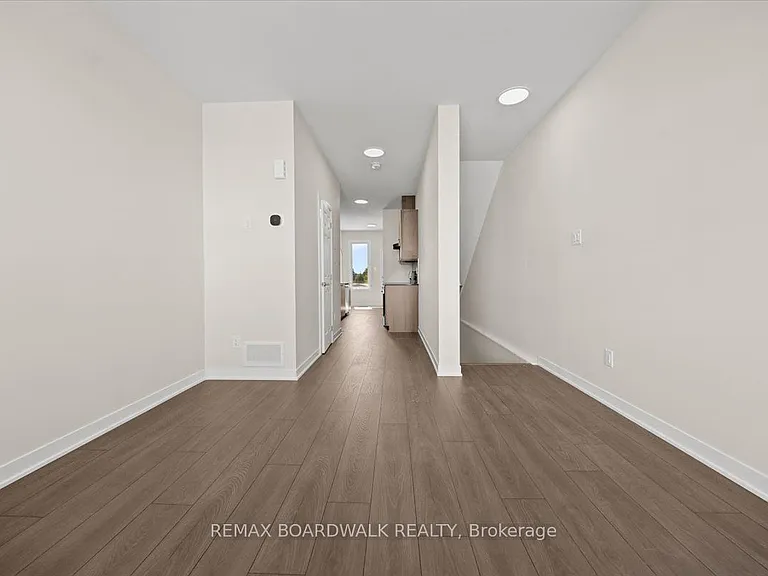 241 Lamarche Ave — Photo 13