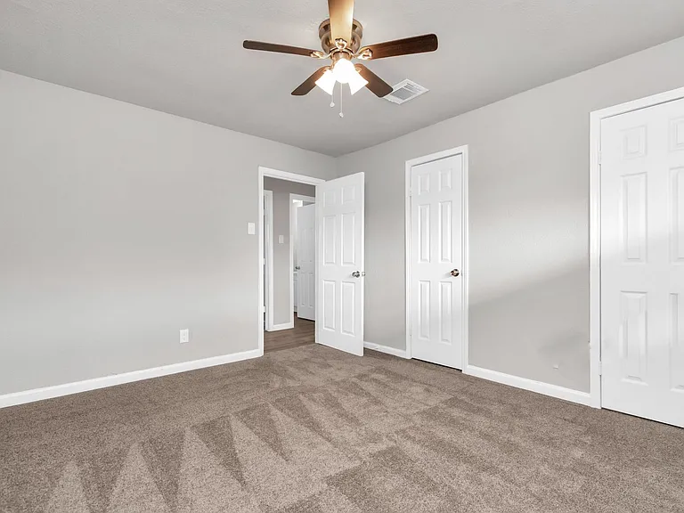 3655 Seabrook St #4 — Photo 15