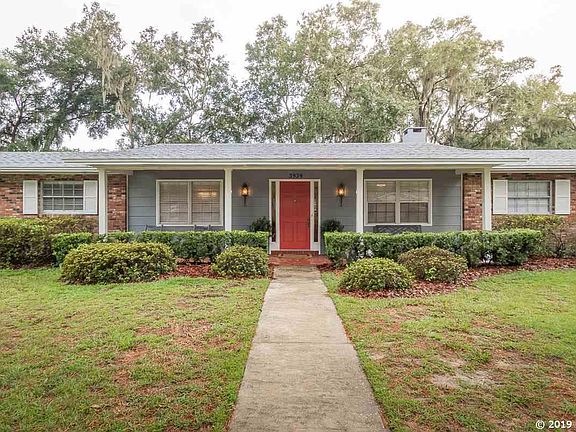 3rd image of 3939 NW 34th Pl
