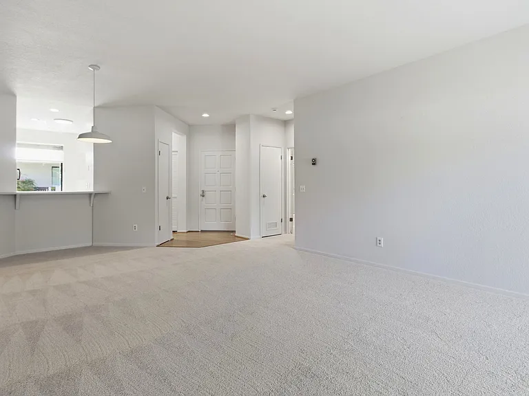 101 Shorebird Cir — Photo 8