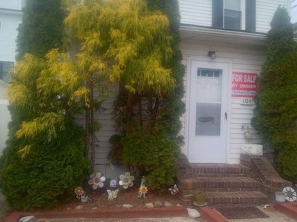 104 N Wissahickon Ave