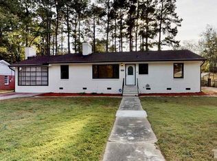 1101 Lakeside Dr, Garner, NC 27529