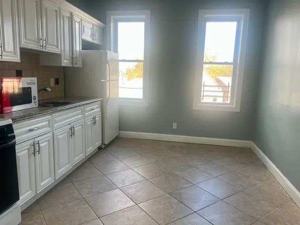 92 Leonard Street image 9 of 11