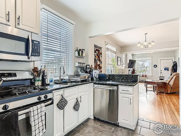 1219 E 25th Ave — Photo 11