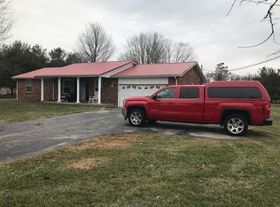 1901 Fayetteville Rd, Blanchester, OH 45107