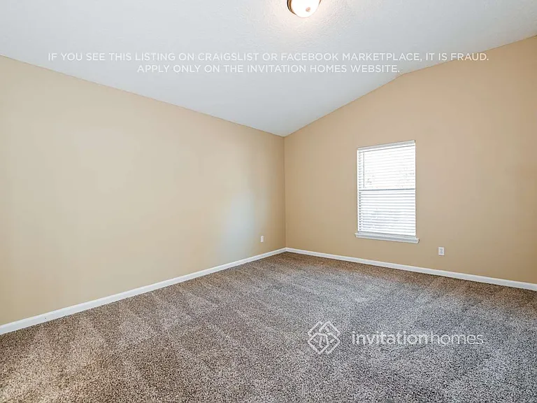 9098 Gloucestershire Ct — Photo 10