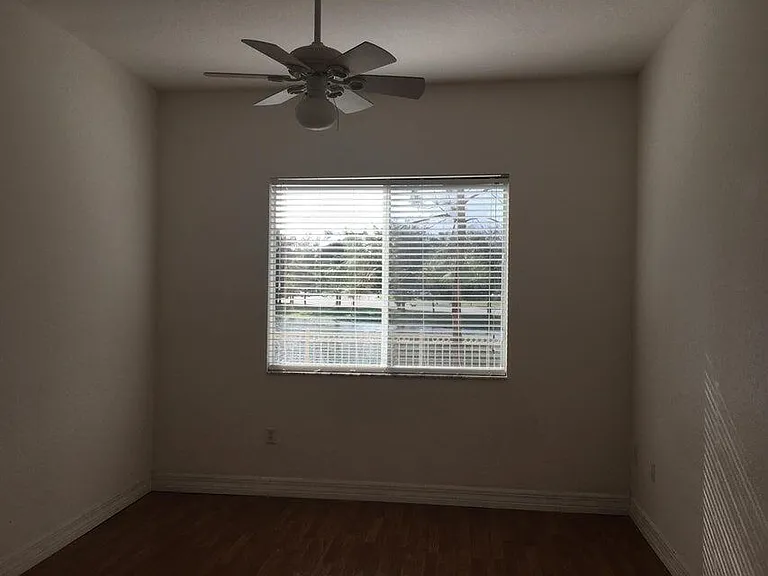 63 SE Palermo Ct #101 — Photo 7