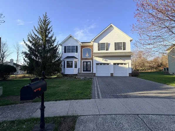 21 Levan Ct, Bridgewater, NJ 08807